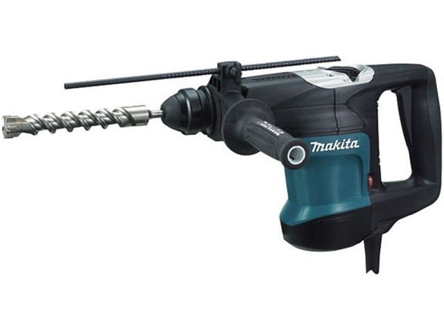   Makita HR3200C